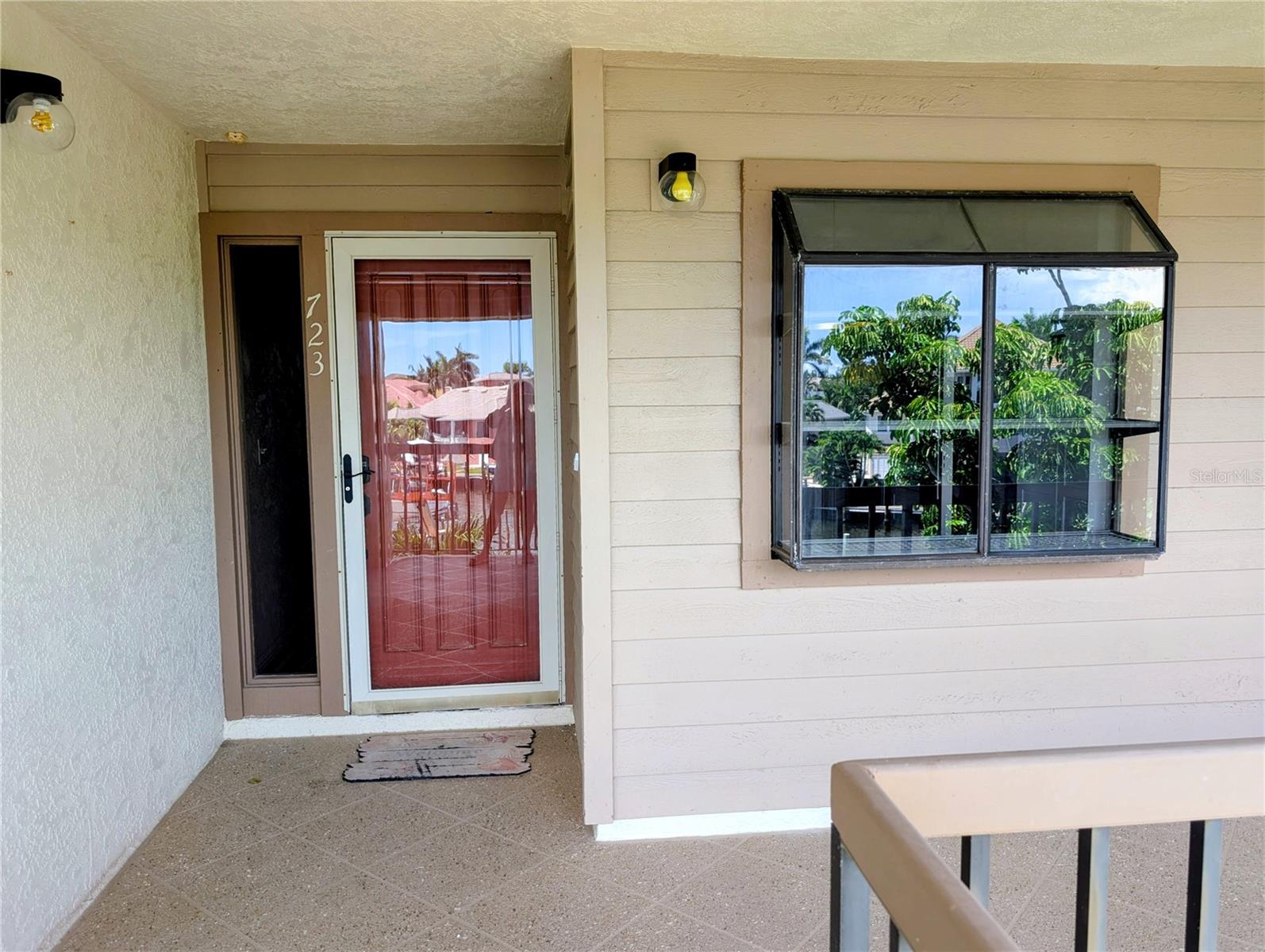 3850 MARINERS WALK #723 — photo 3