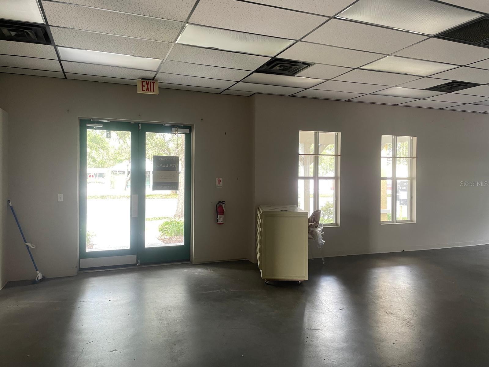301 W BAY DR #5 — photo 8