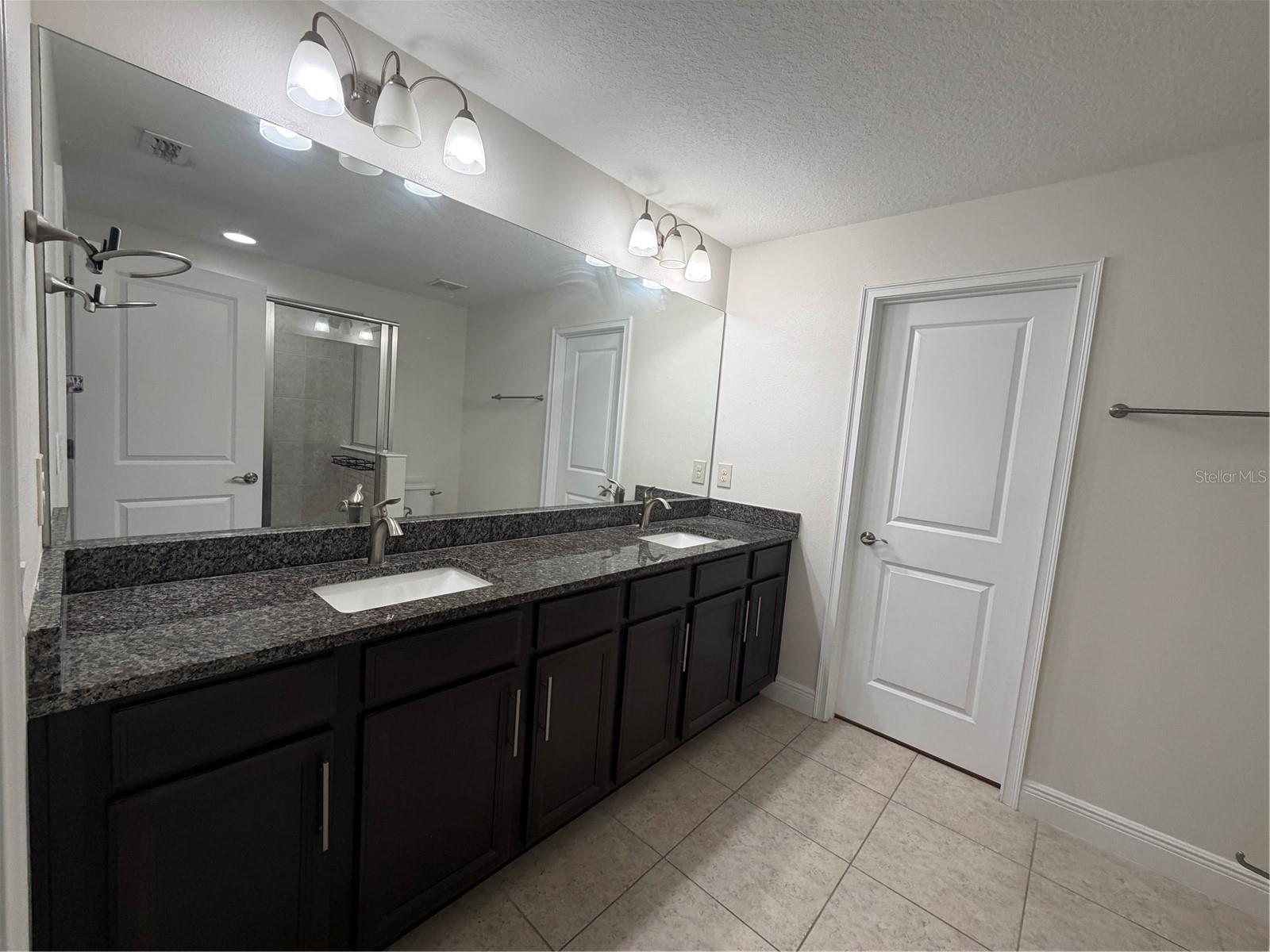14263 DAMSELFLY DR — photo 33