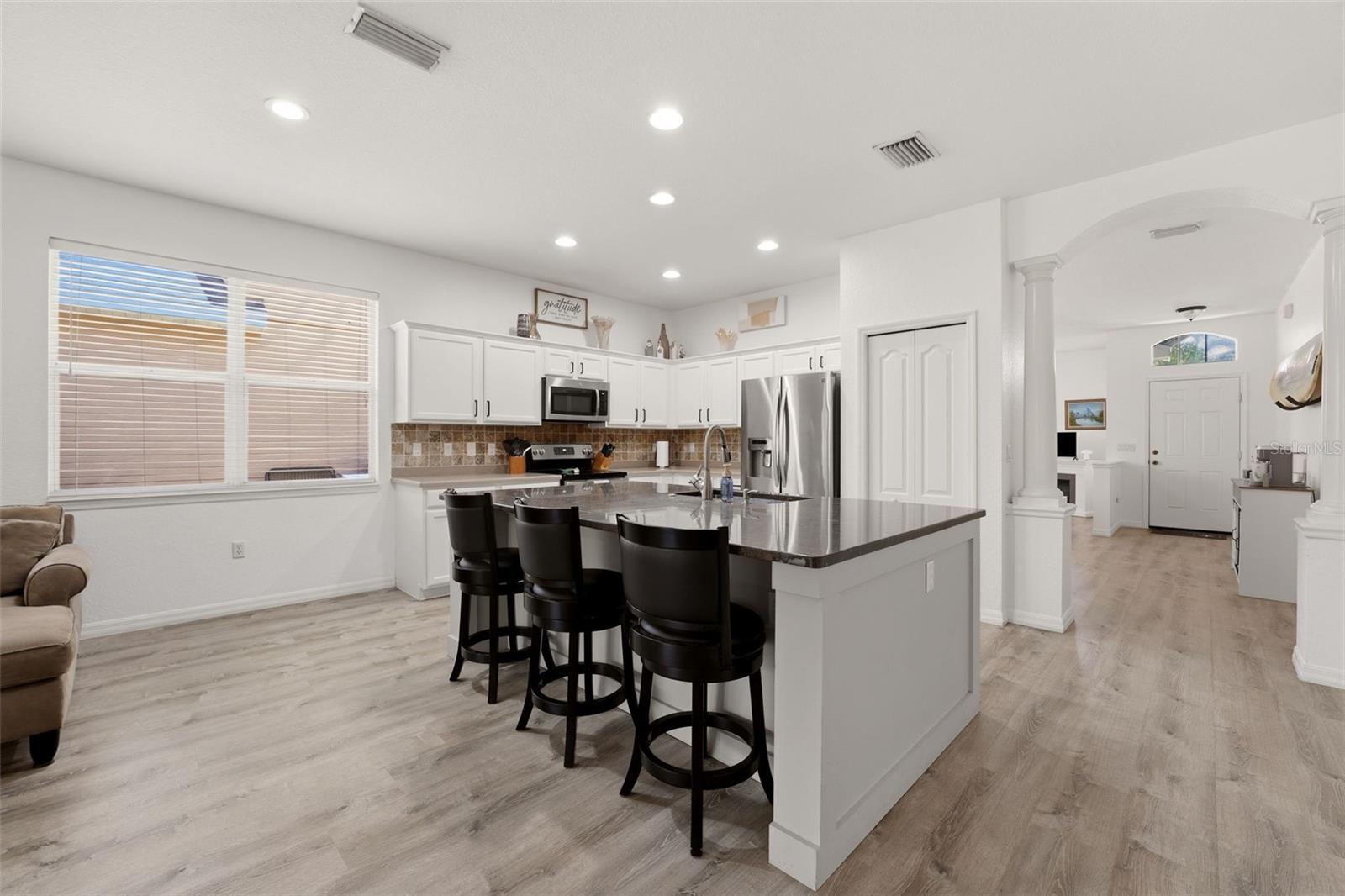 1796 SCARLETT AVE — photo 11