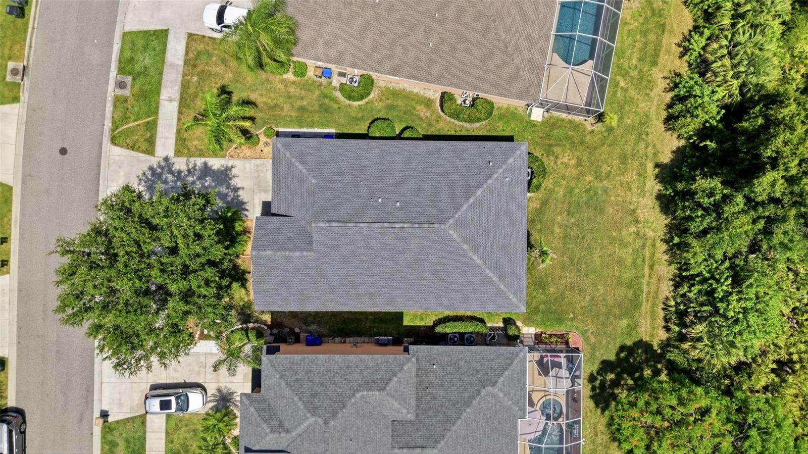 1796 SCARLETT AVE — photo 37