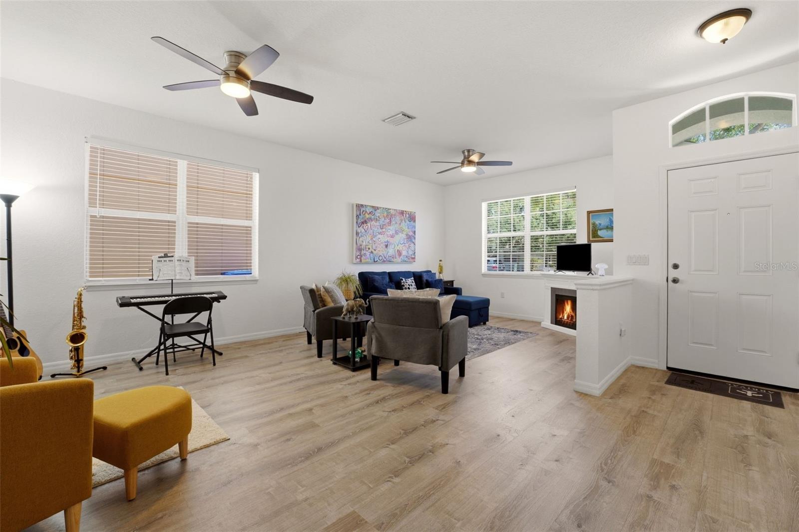 1796 SCARLETT AVE — photo 6