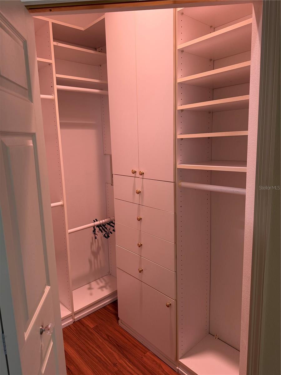 8544 PARK SHORE LN — photo 24