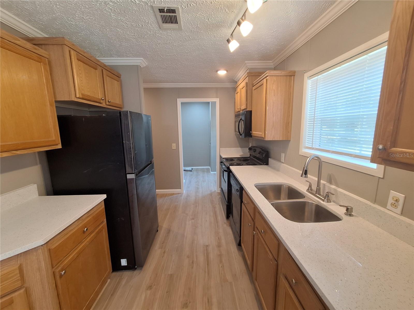6735 RAVENWOOD ST — photo 6