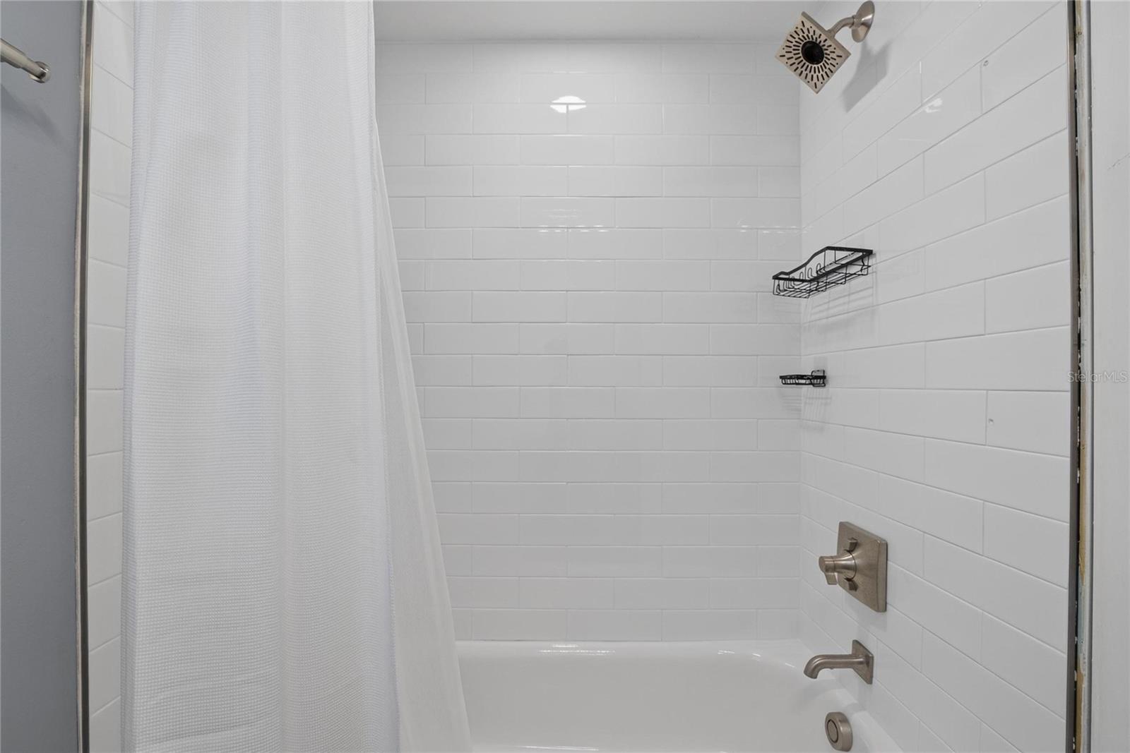 10718 DRUMMOND RD — photo 37