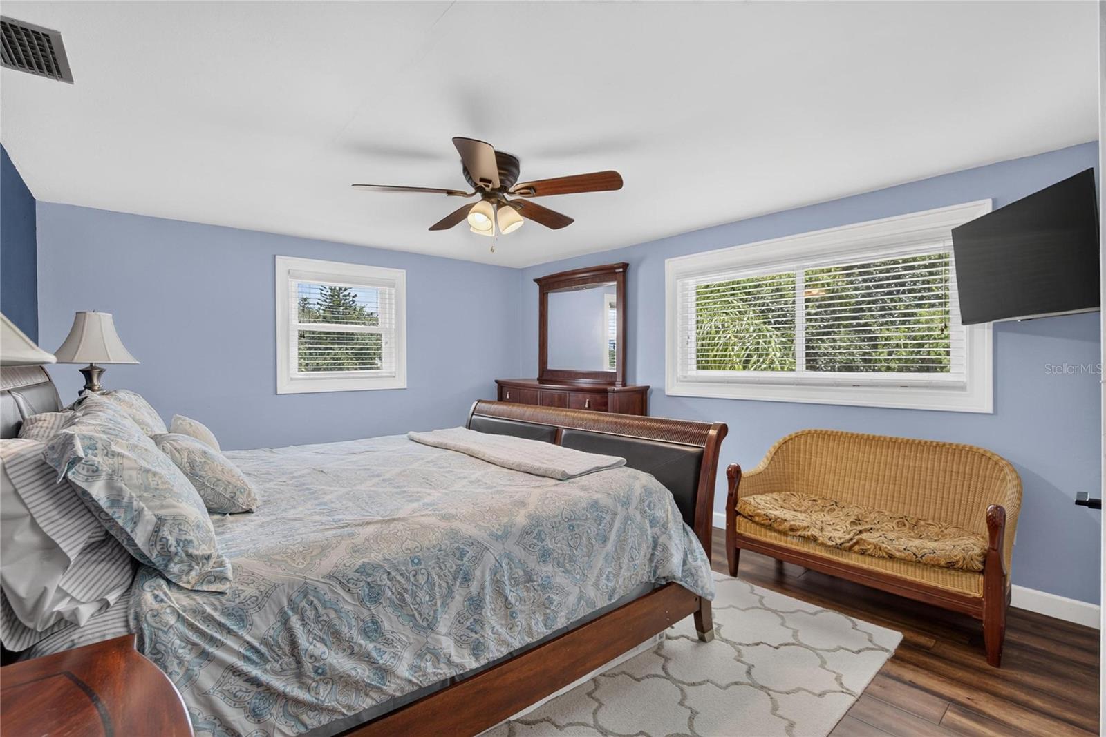 10718 DRUMMOND RD — photo 34