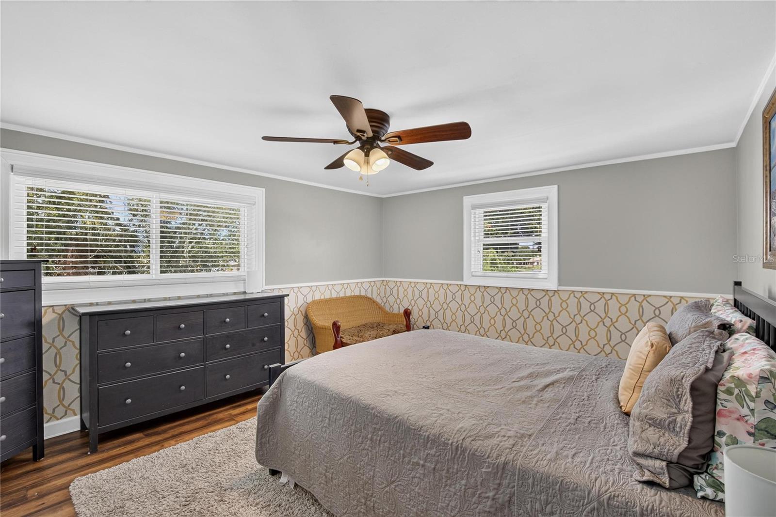 10718 DRUMMOND RD — photo 32