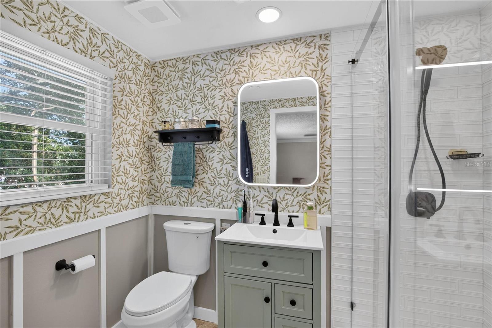 10718 DRUMMOND RD — photo 30