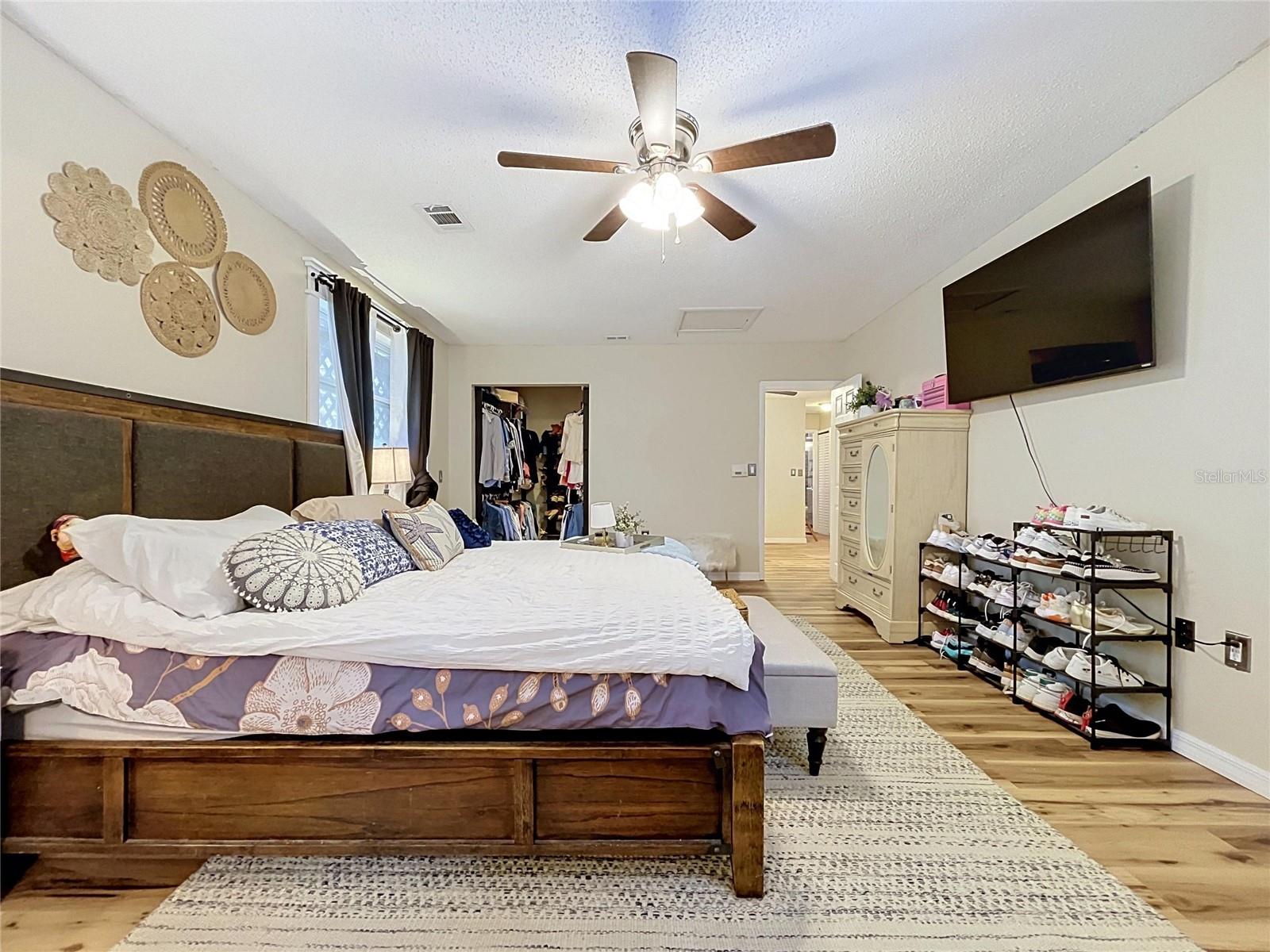 6250 CEDARBROOK DR N — photo 30