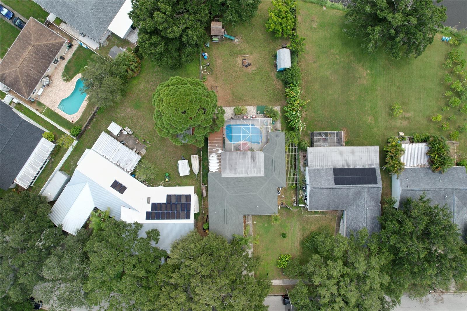 6250 CEDARBROOK DR N — photo 70