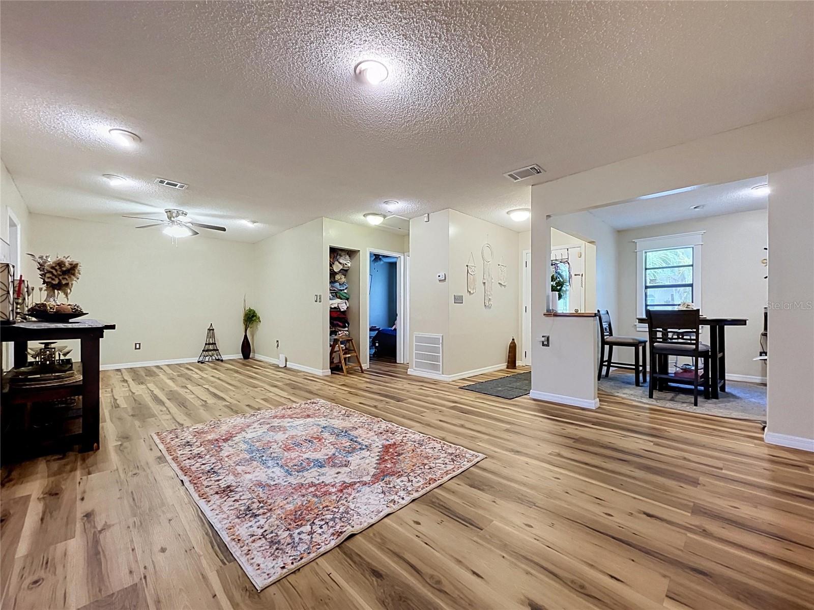6250 CEDARBROOK DR N — photo 23