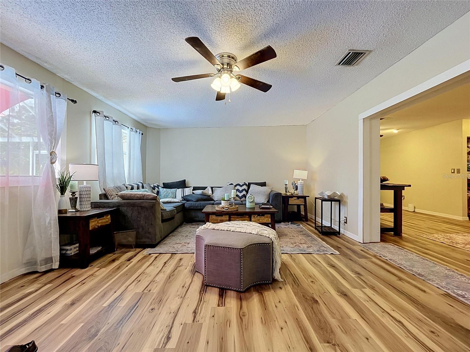 6250 CEDARBROOK DR N — photo 25