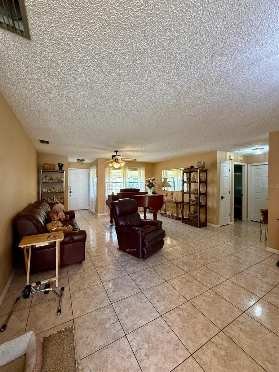 8949 FOREST LAKE DR — photo 9