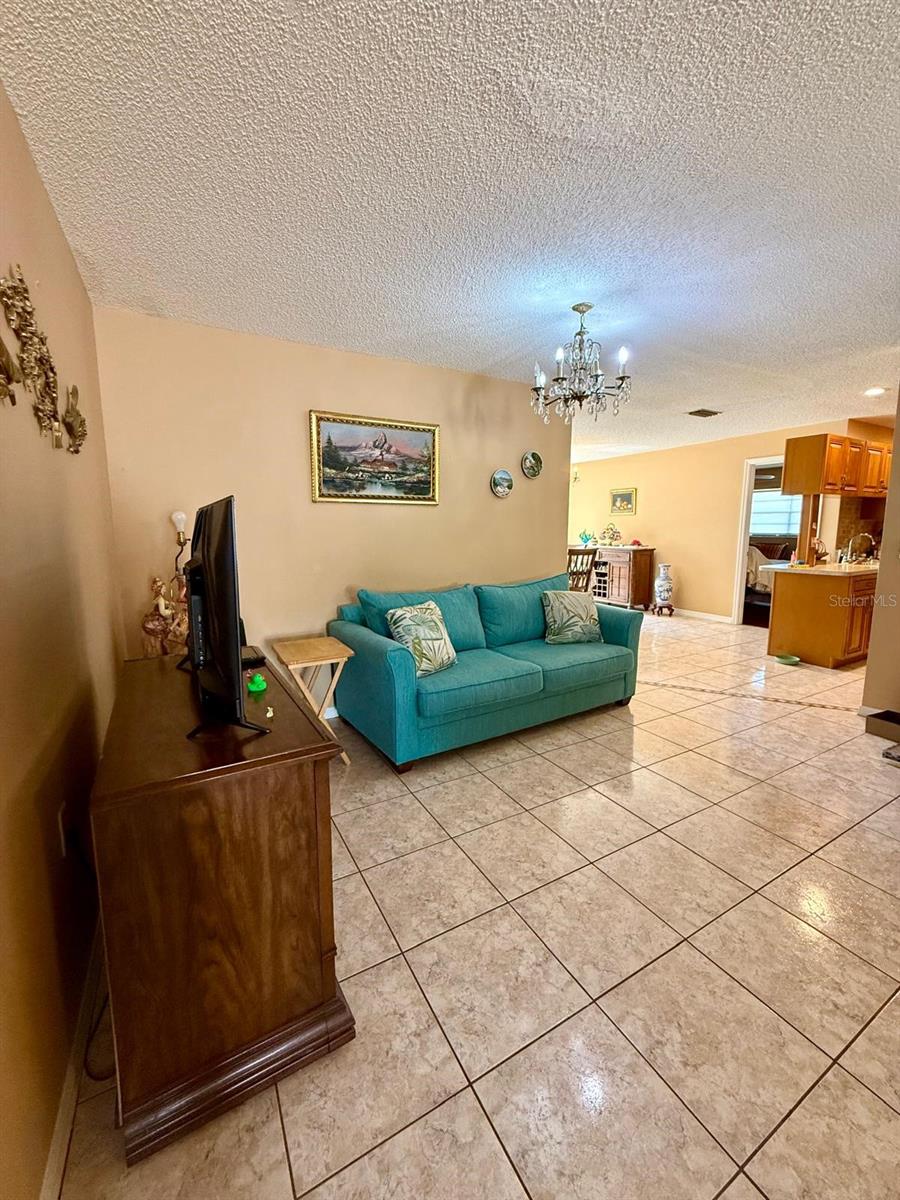 8949 FOREST LAKE DR — photo 10