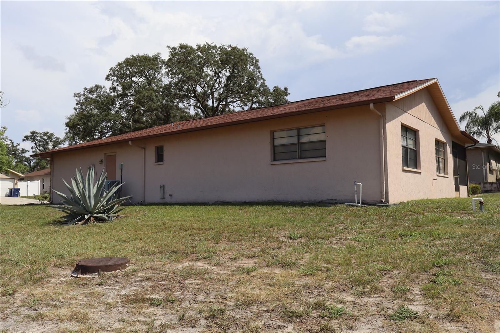8949 FOREST LAKE DR — photo 2