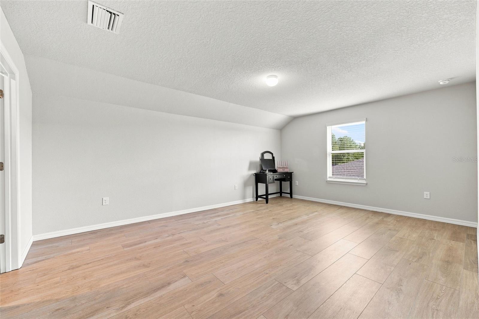 18359 CORTES CREEK BLVD — photo 35