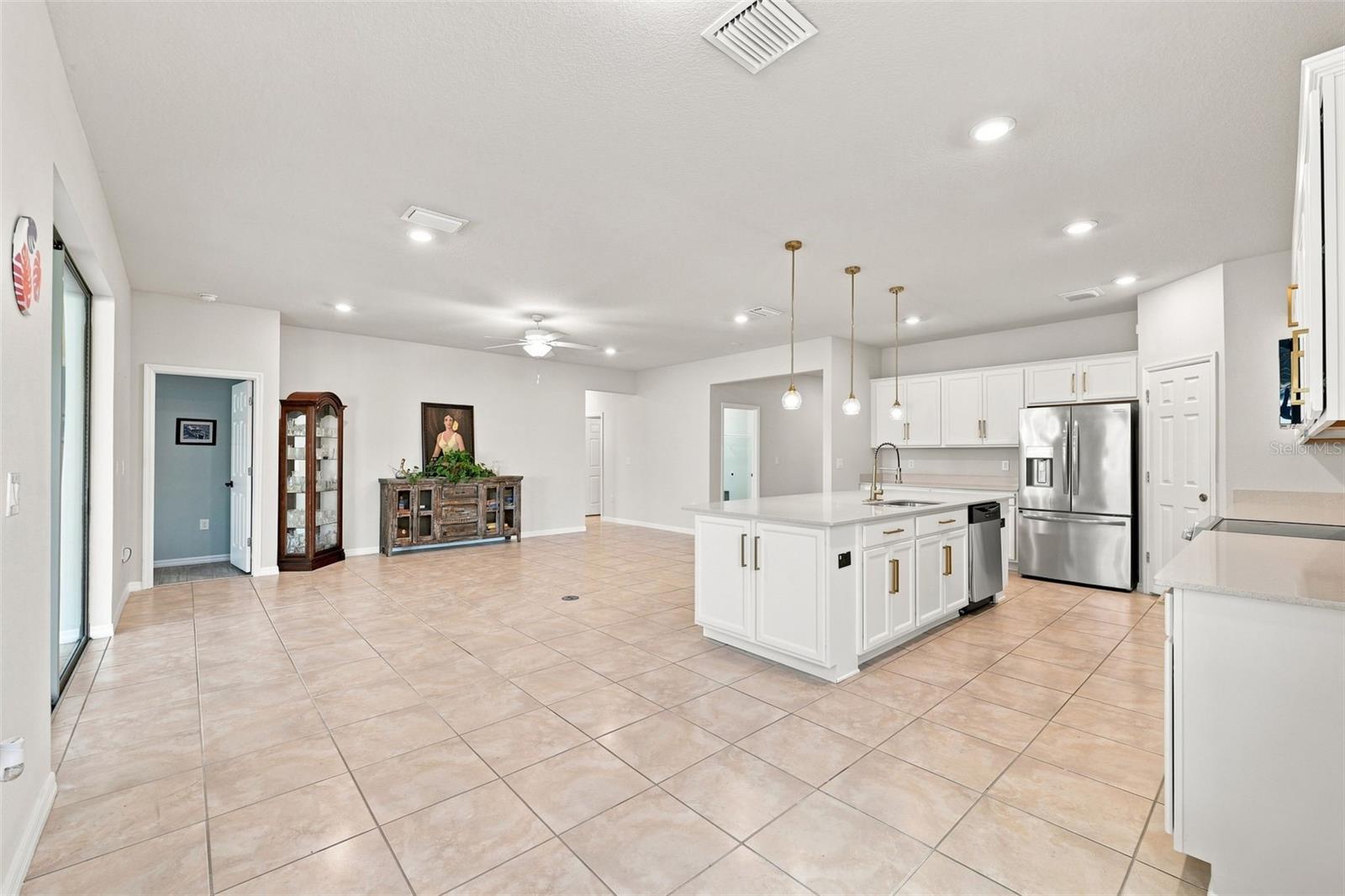 18359 CORTES CREEK BLVD — photo 7