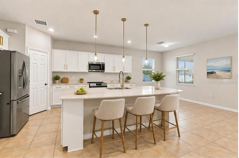 18359 CORTES CREEK BLVD — photo 5