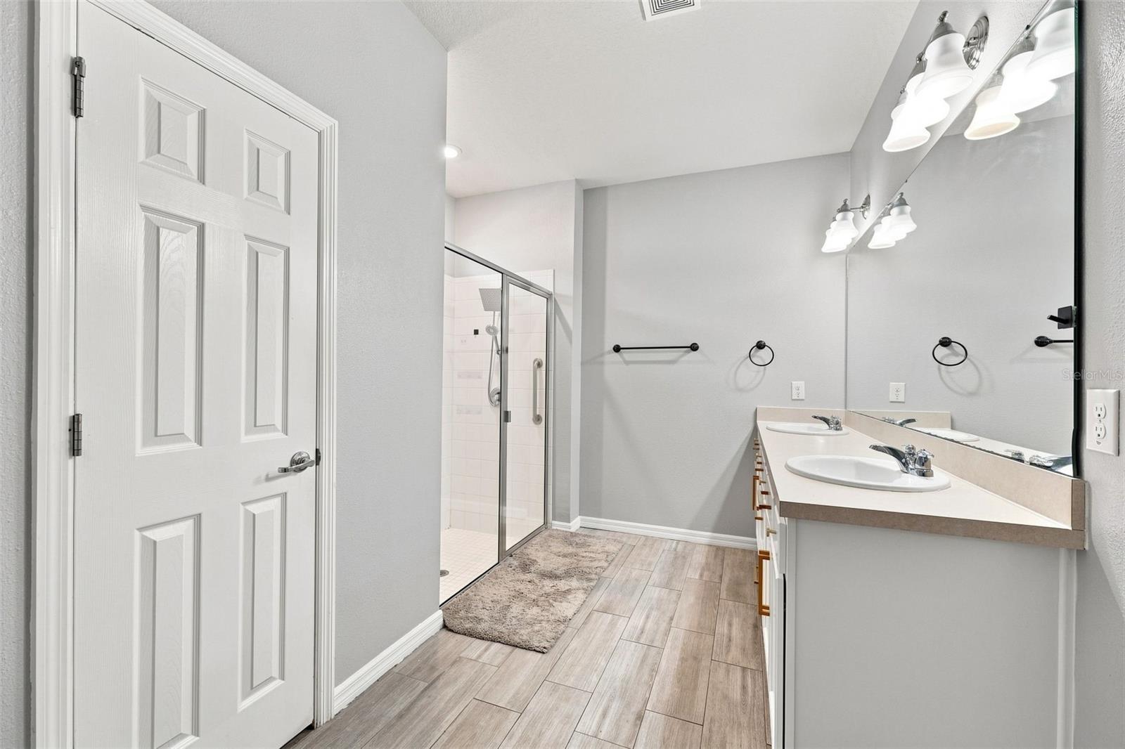 18359 CORTES CREEK BLVD — photo 12