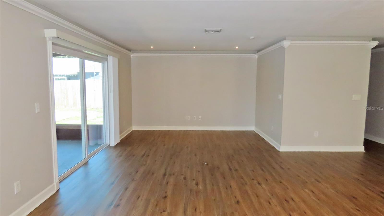2376 MILLWOOD LN — photo 13