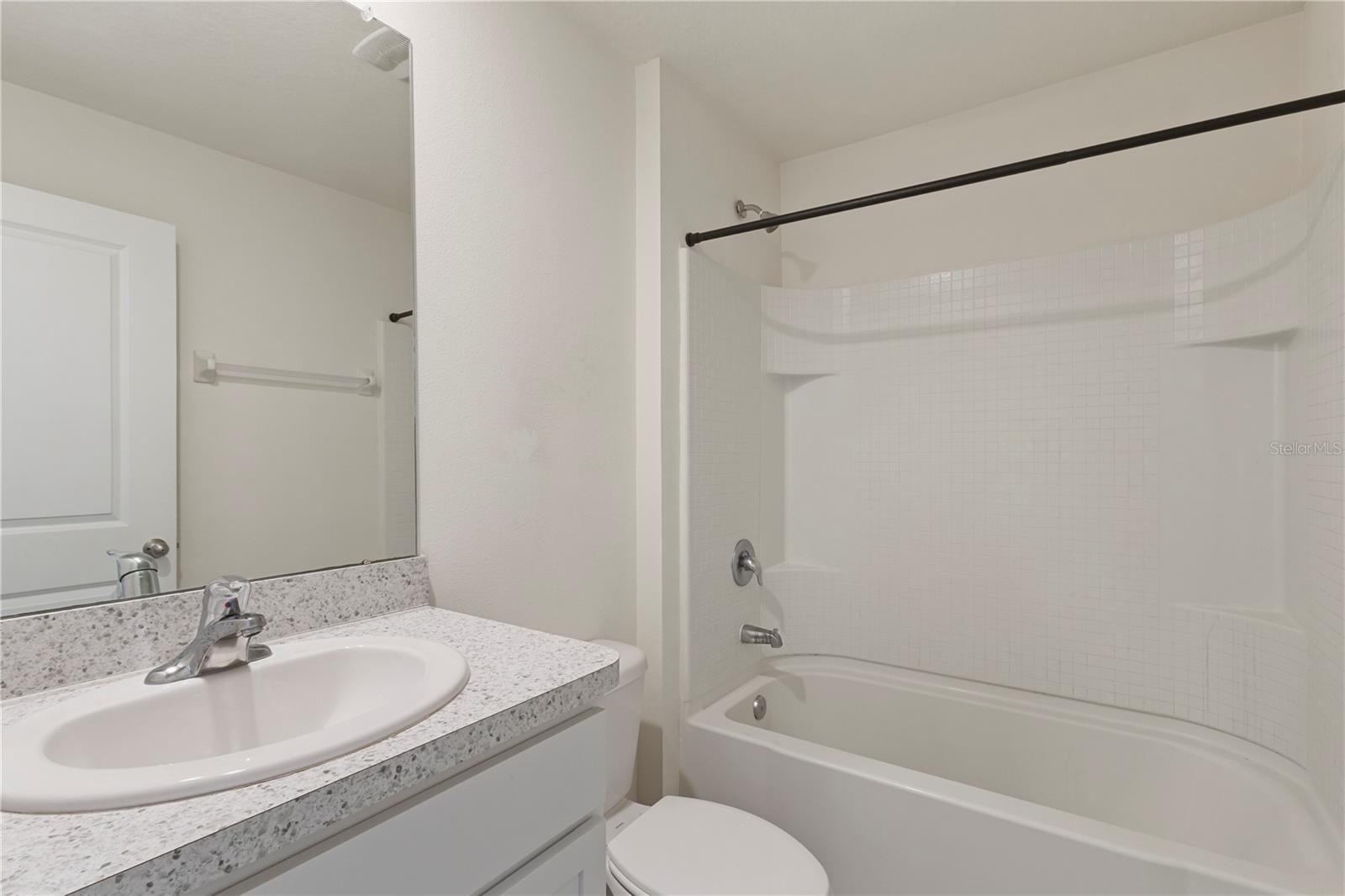13695 WINEBERRY DR — photo 27
