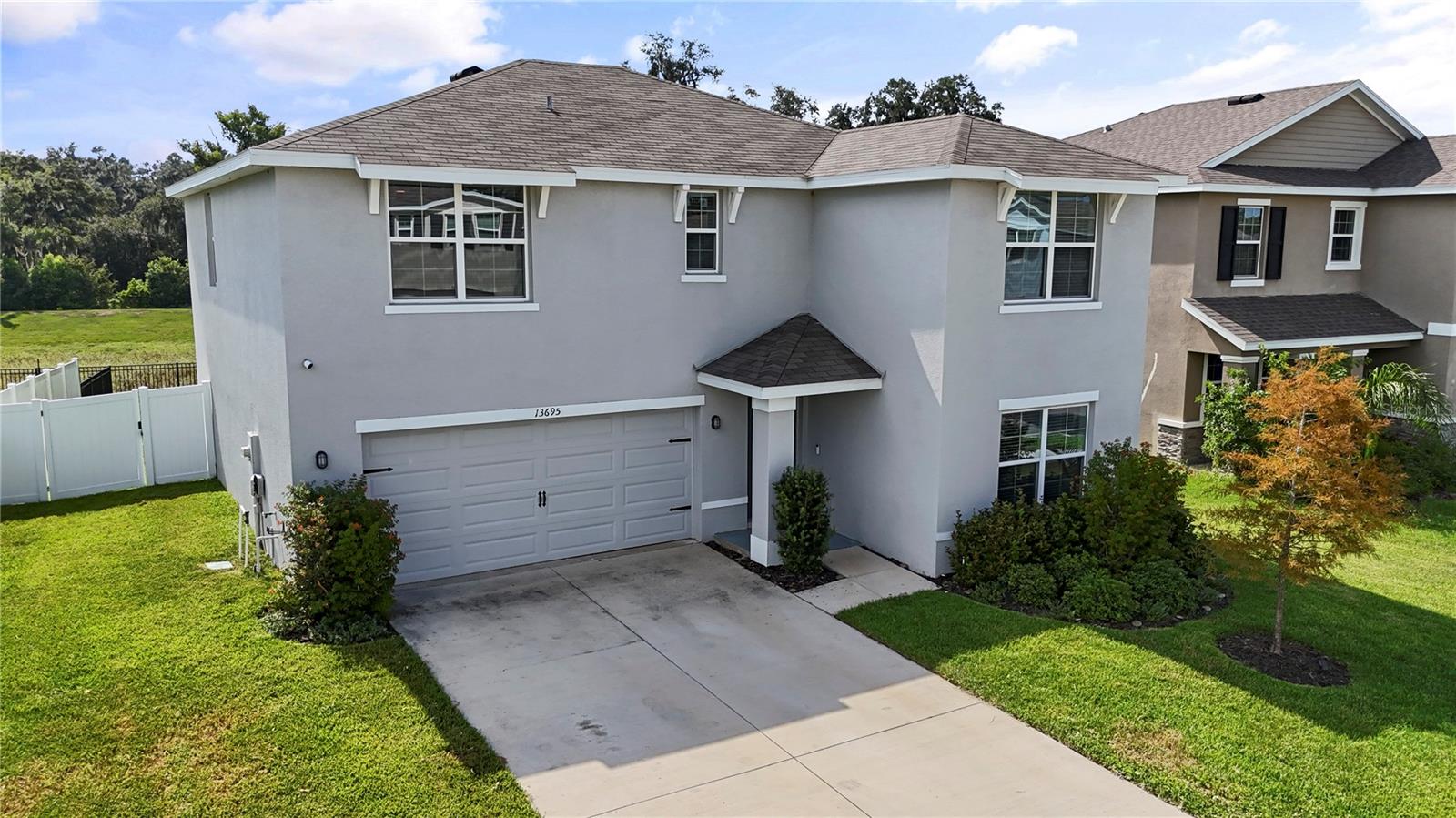 13695 WINEBERRY DR — photo 36