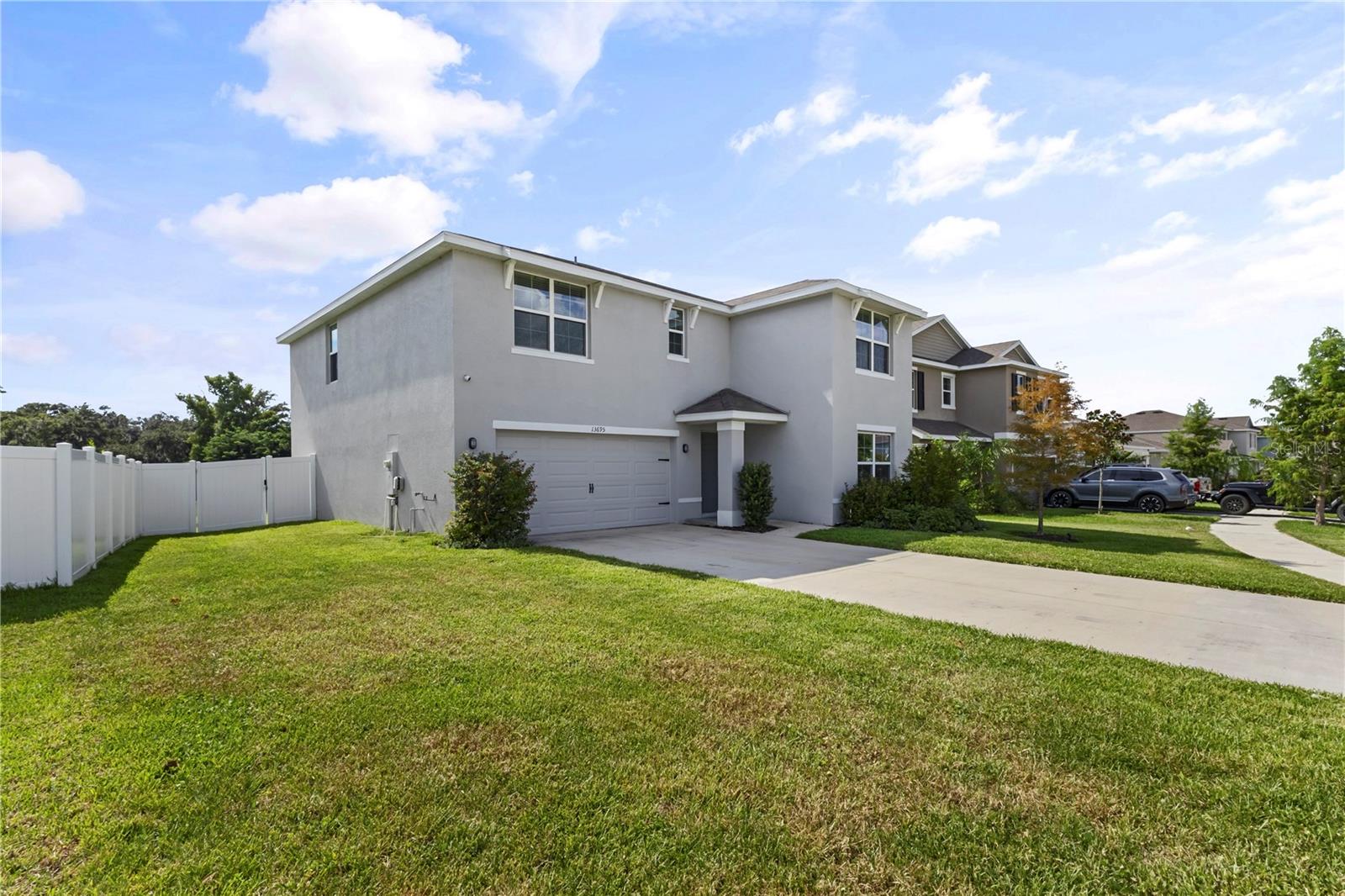 13695 WINEBERRY DR — photo 35