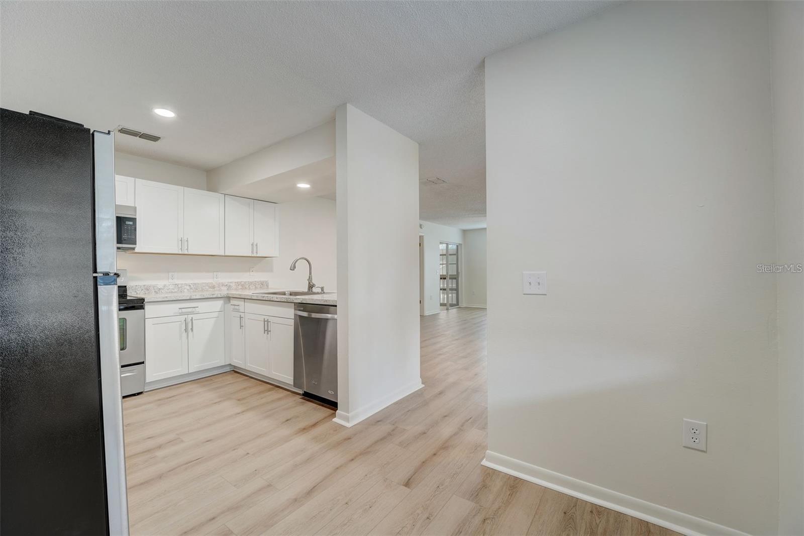 12125 SPARTAN WAY #201 — photo 6