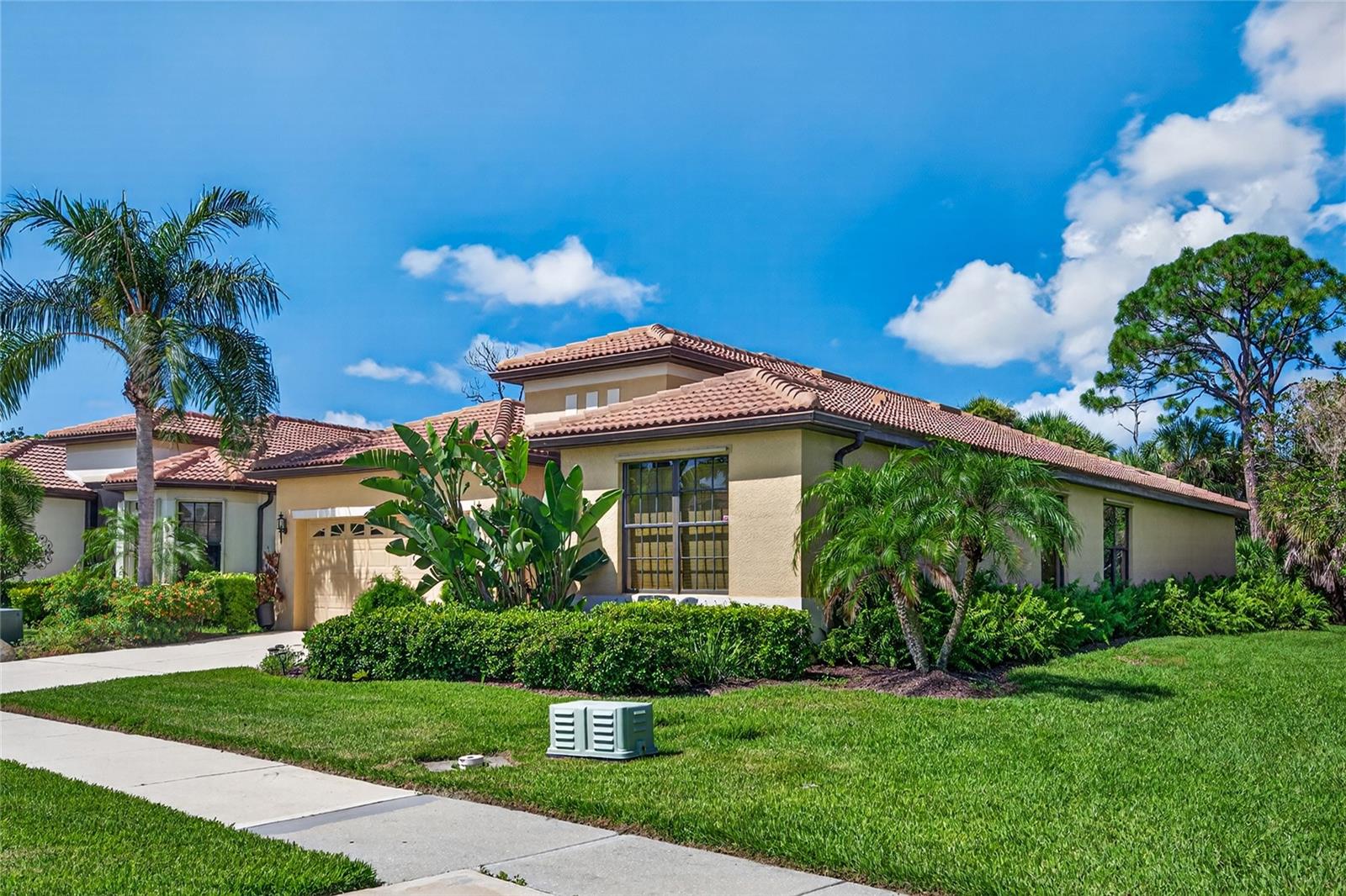 1995 BATELLO DR — photo 3