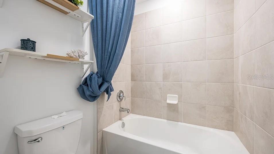 3613 AMBERSWEET XING — photo 25