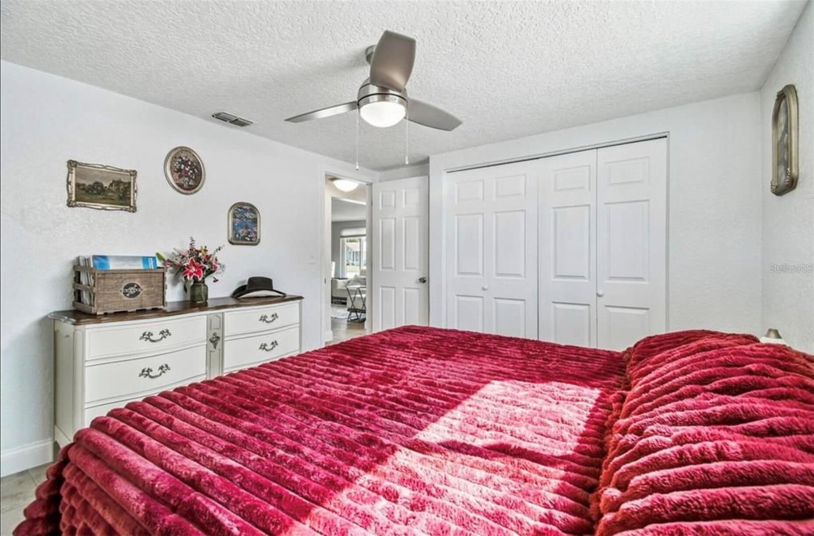 7519 HOLLY LAKE LN — photo 19