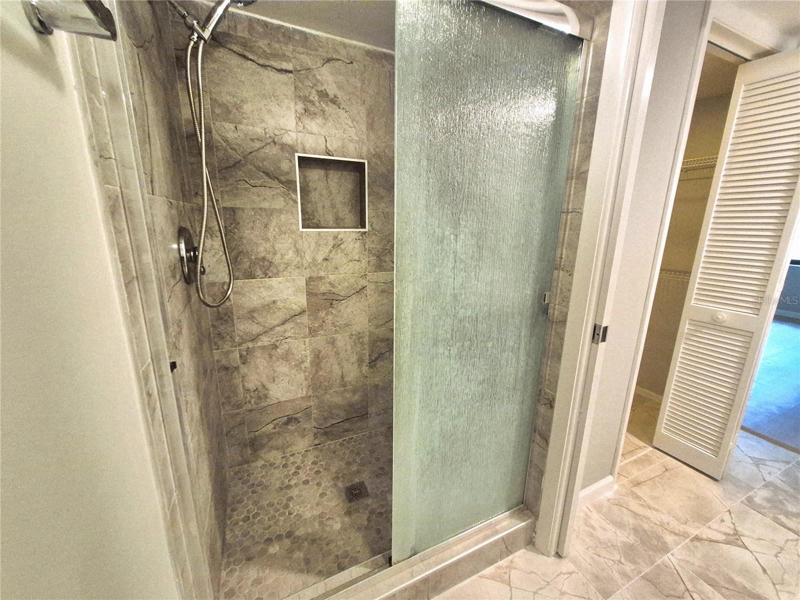222 CARYL WAY — photo 29