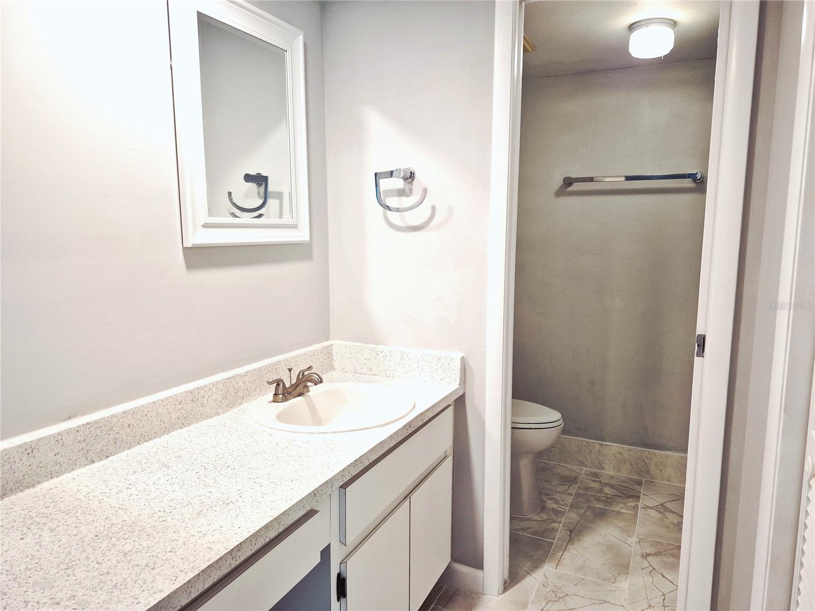 222 CARYL WAY — photo 28