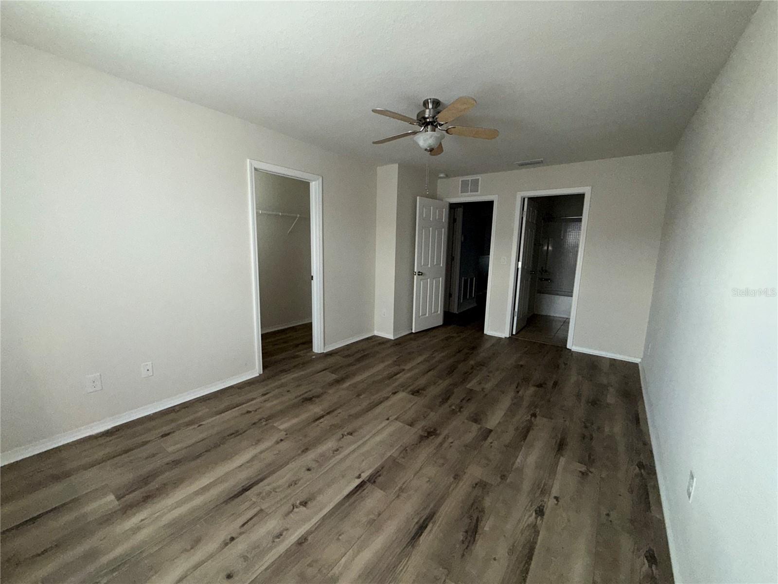 4951 WHITE SANDERLING CT — photo 18