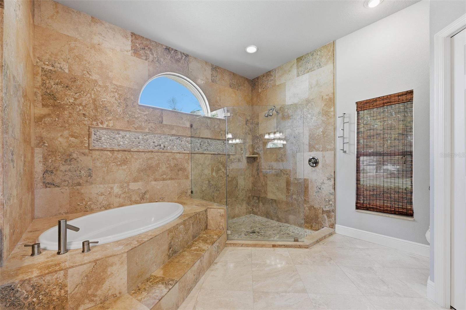 501 MANISHA PL — photo 26