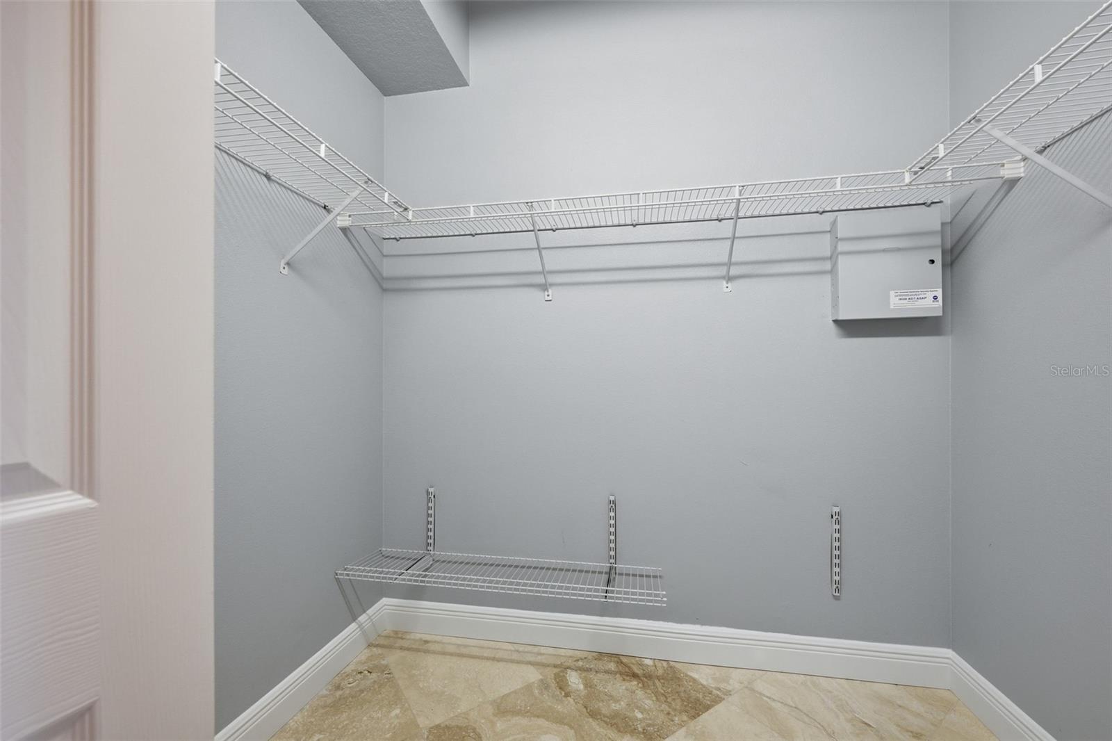 501 MANISHA PL — photo 29