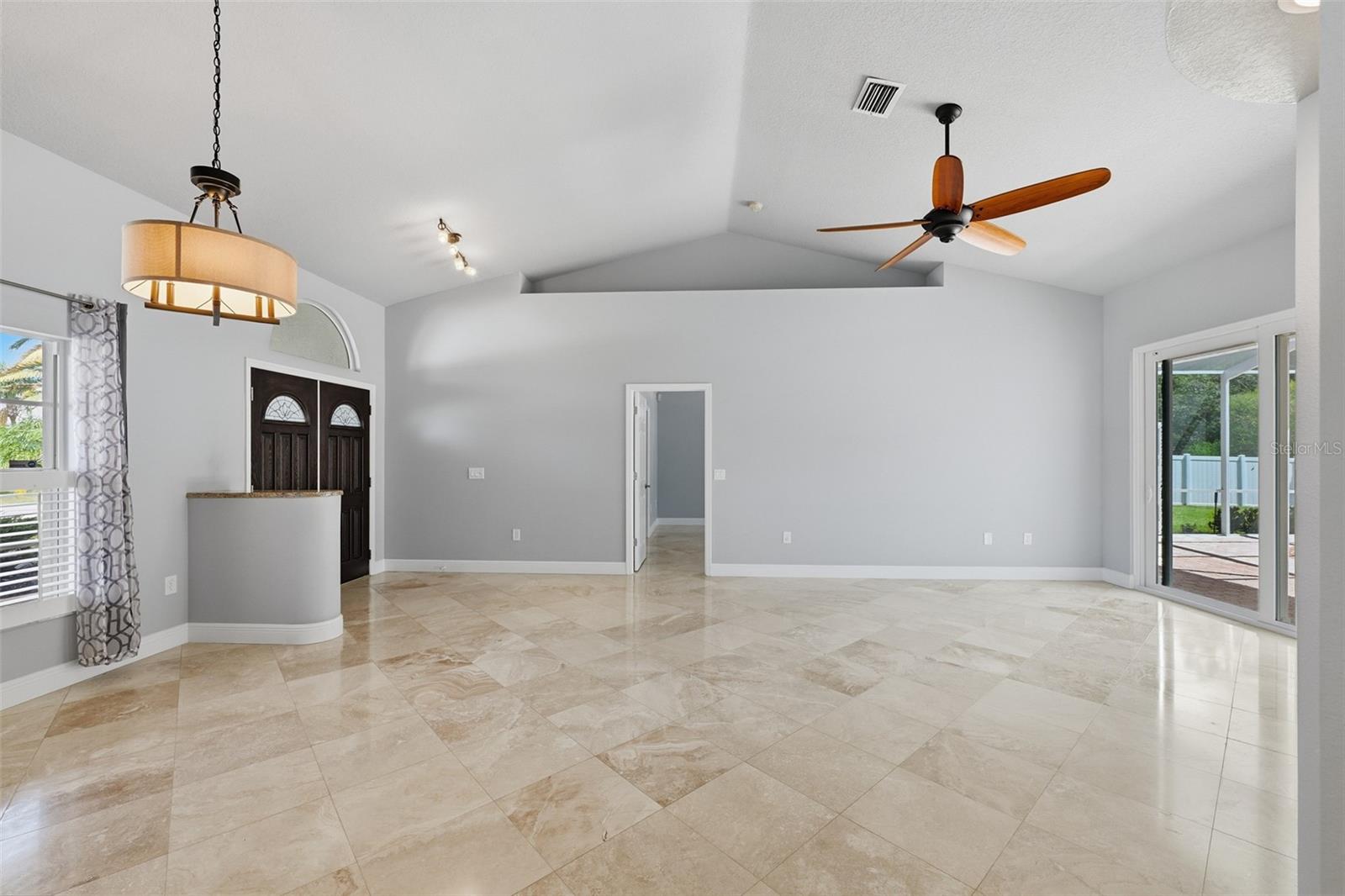 501 MANISHA PL — photo 7