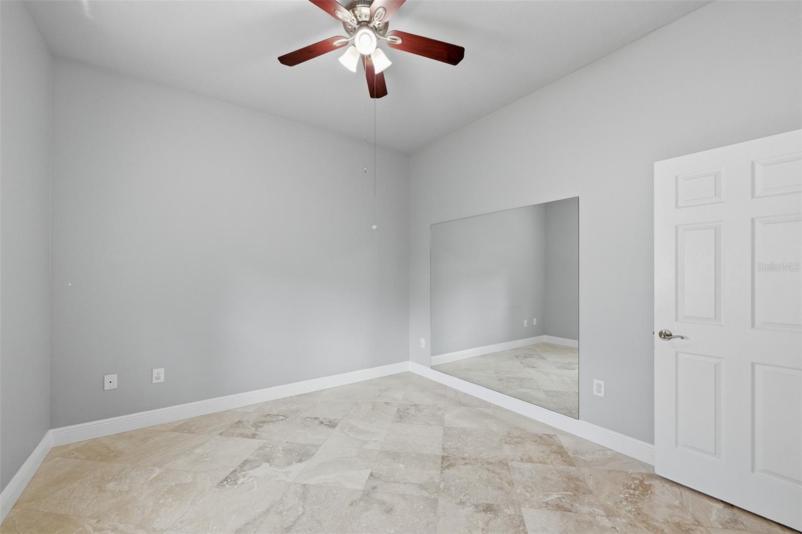501 MANISHA PL — photo 22