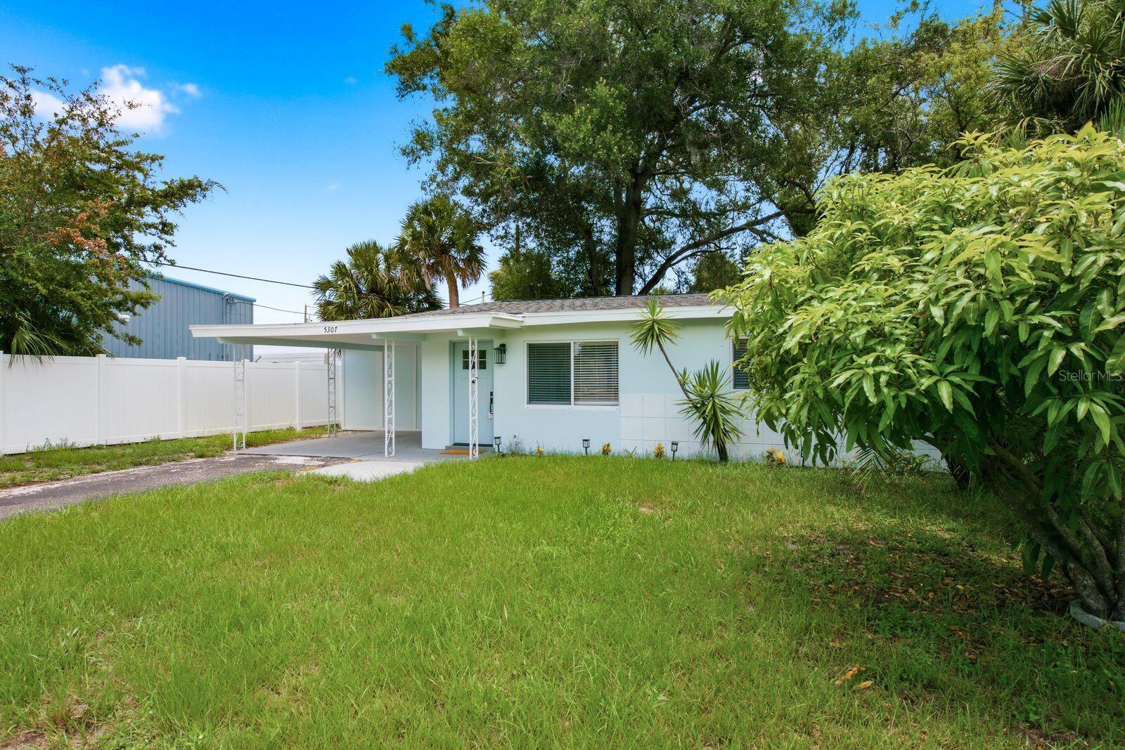 5307 BERKLEY RD — photo 2