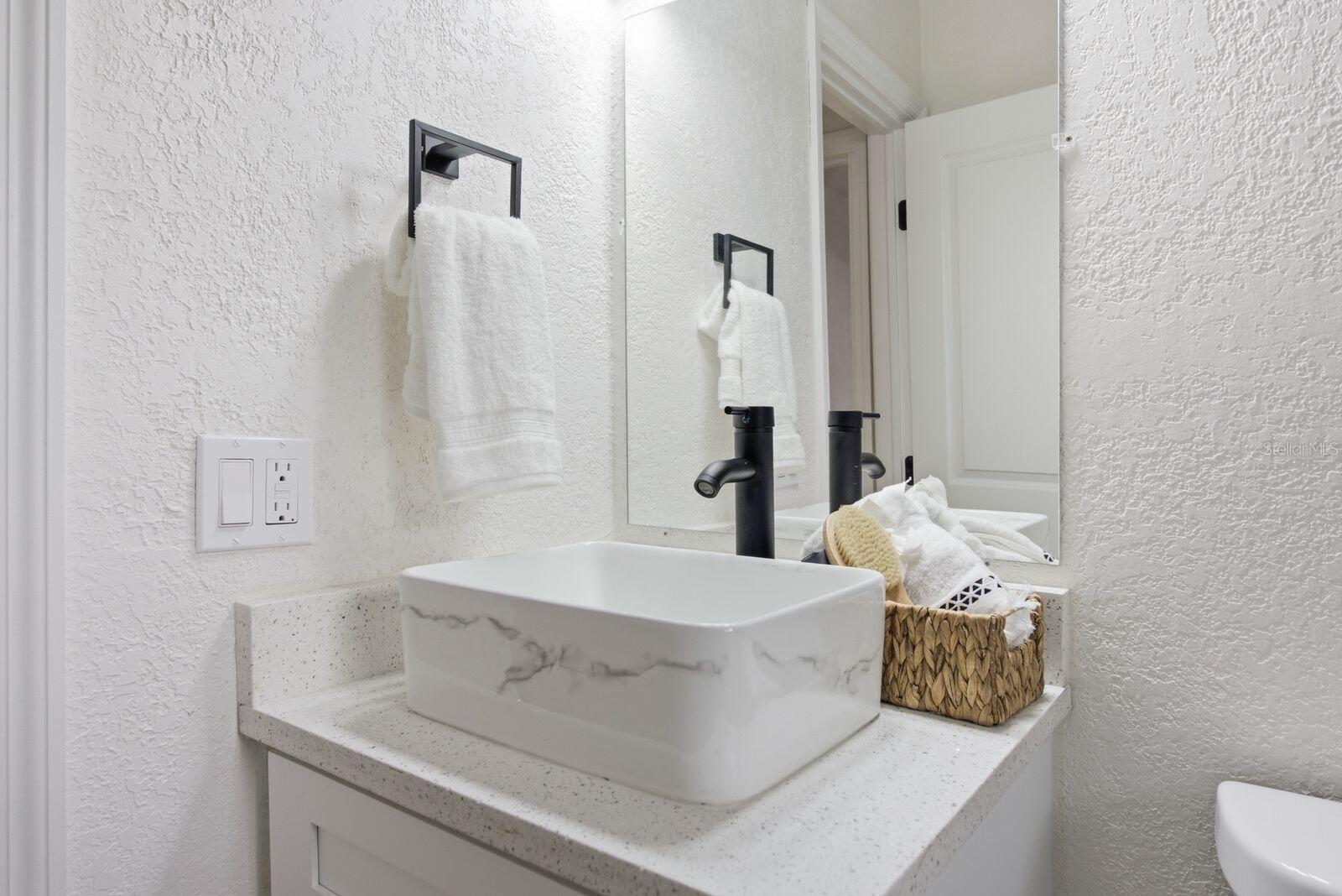 5307 BERKLEY RD — photo 18