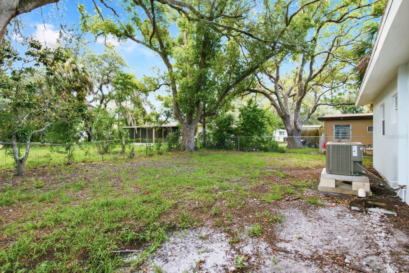 5307 BERKLEY RD — photo 24