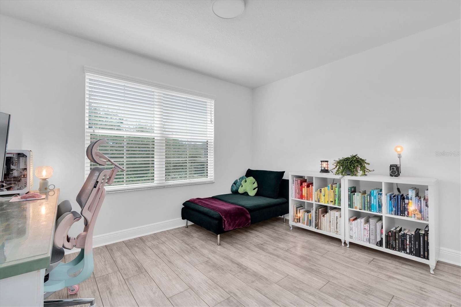 3060 CHAPIN PASS — photo 27