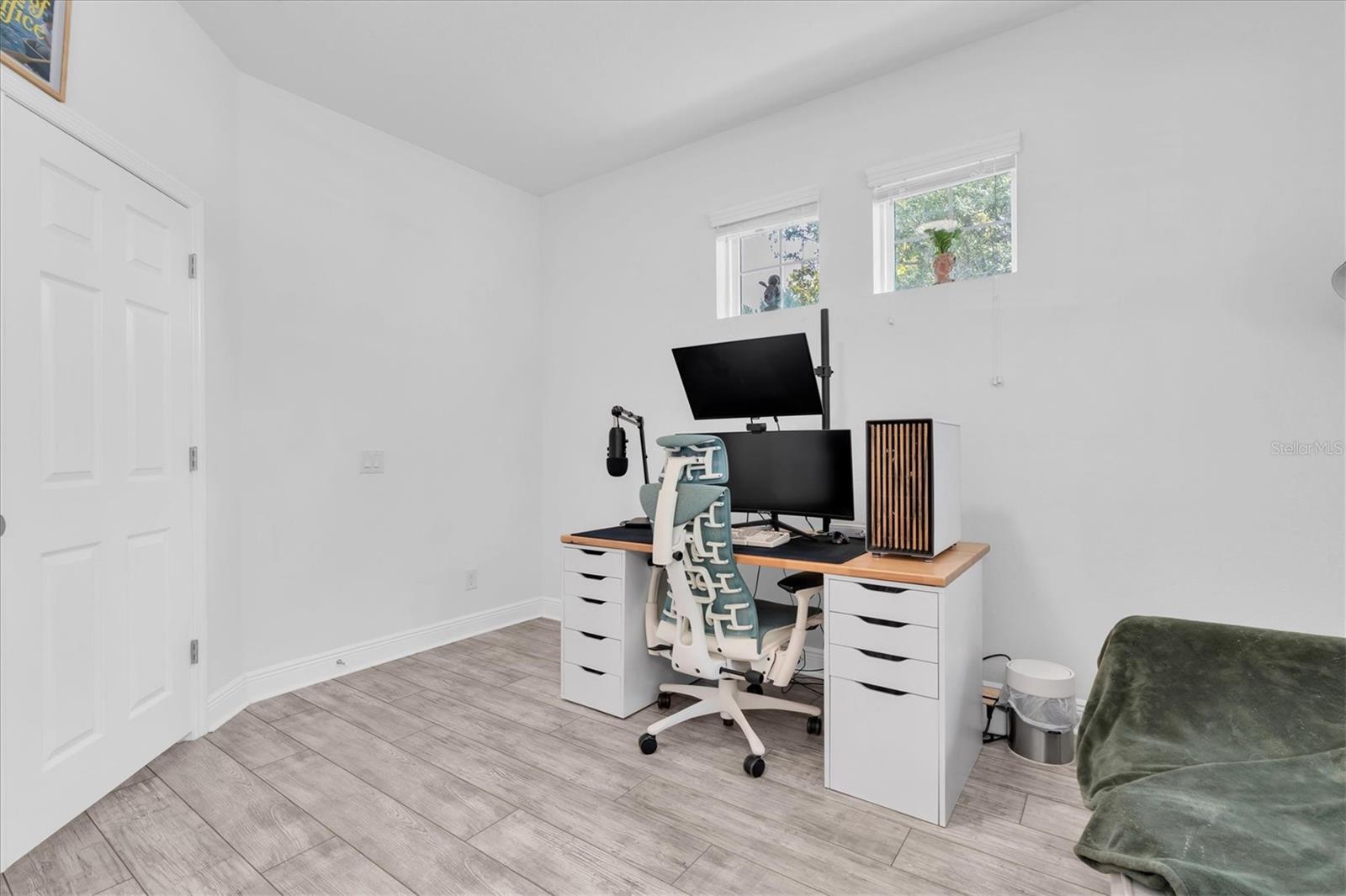 3060 CHAPIN PASS — photo 17