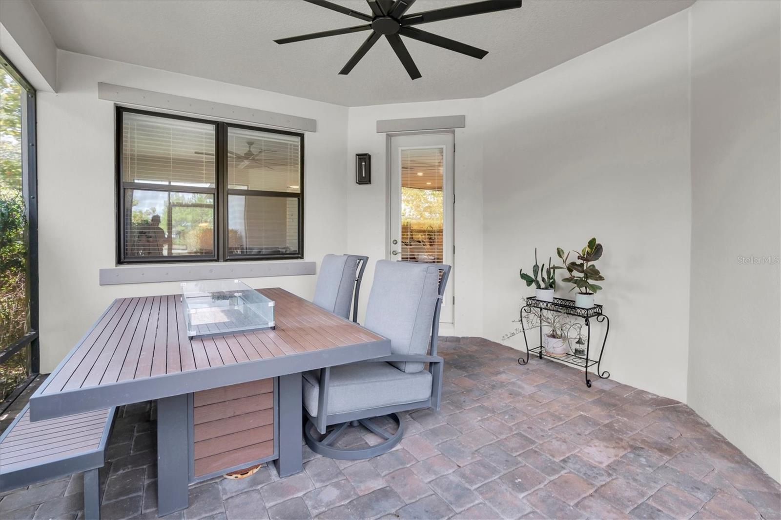 3060 CHAPIN PASS — photo 33