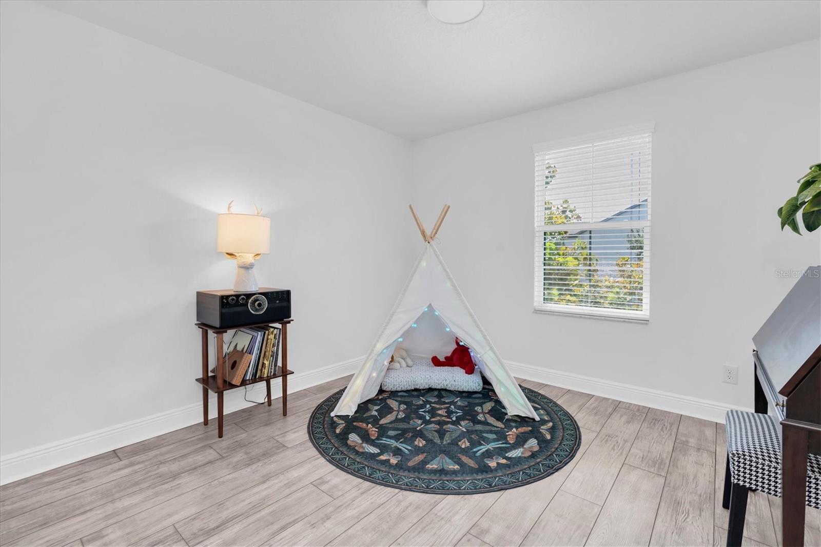 3060 CHAPIN PASS — photo 26