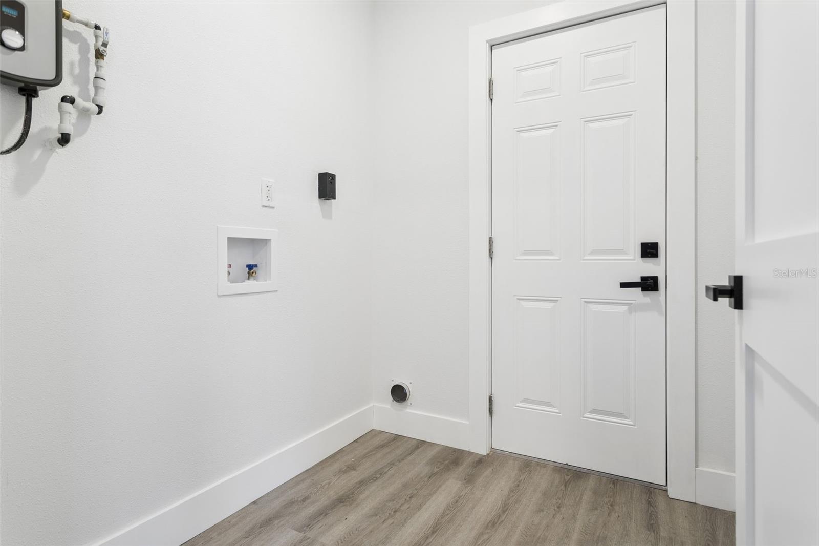 540 MILWAUKEE AVE — photo 21