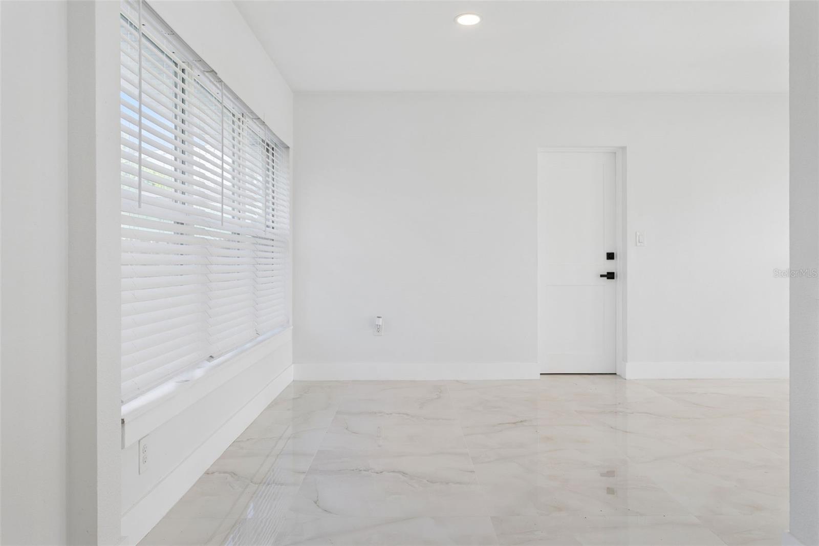 540 MILWAUKEE AVE — photo 11
