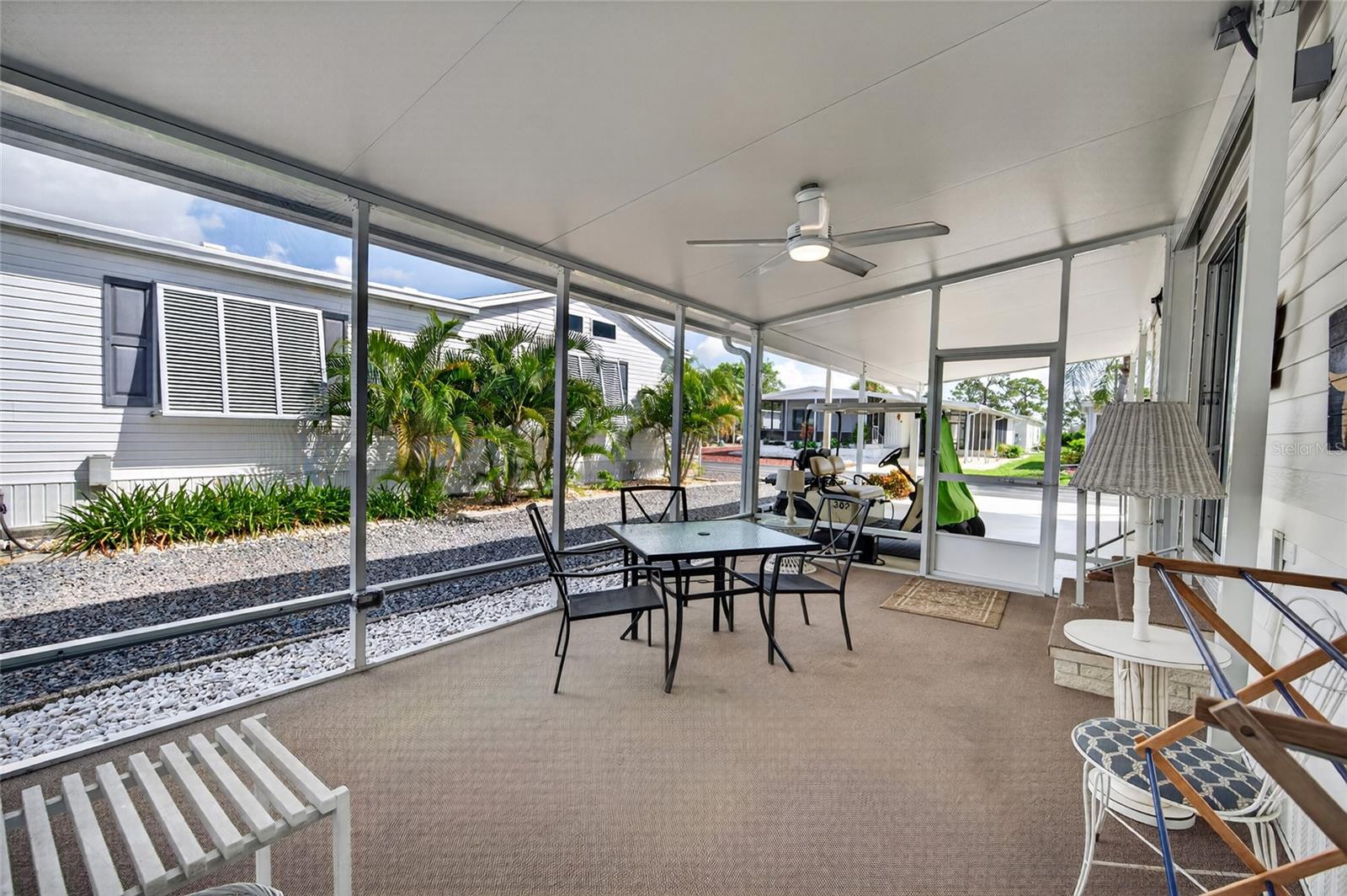 11 DEL PRADO DR — photo 32