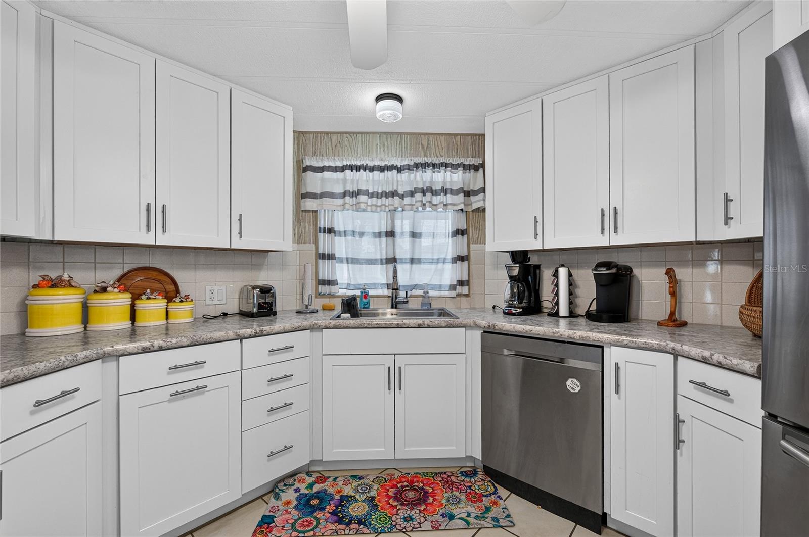 11 DEL PRADO DR — photo 9