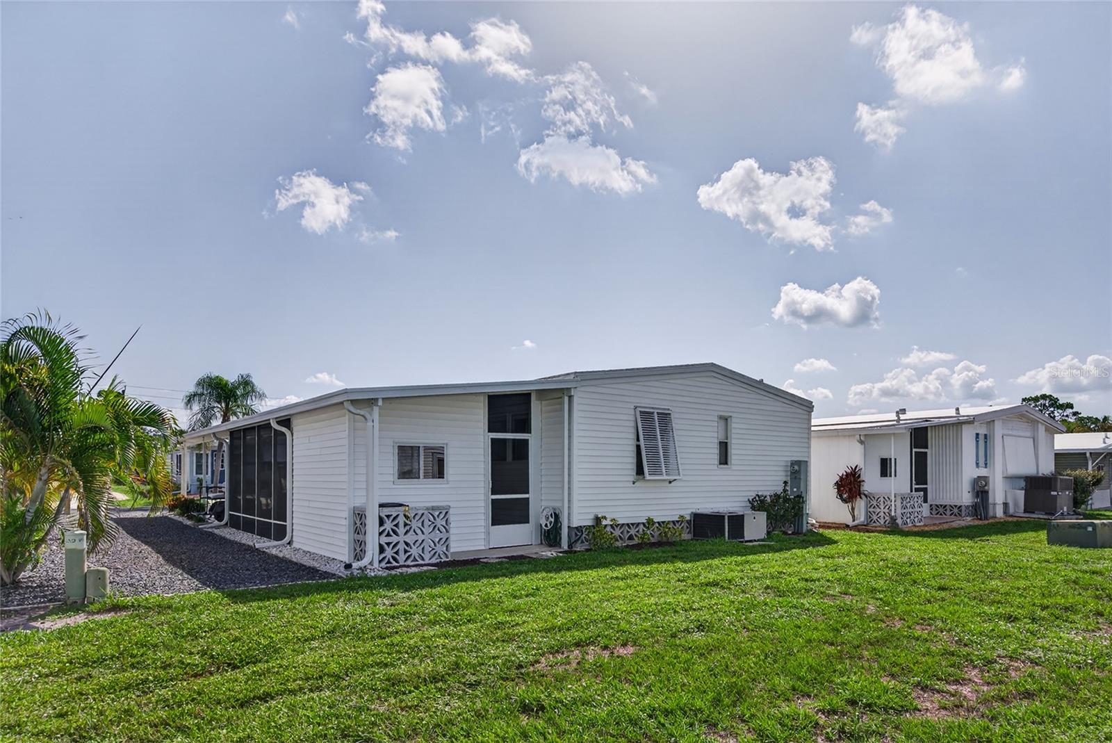 11 DEL PRADO DR — photo 6